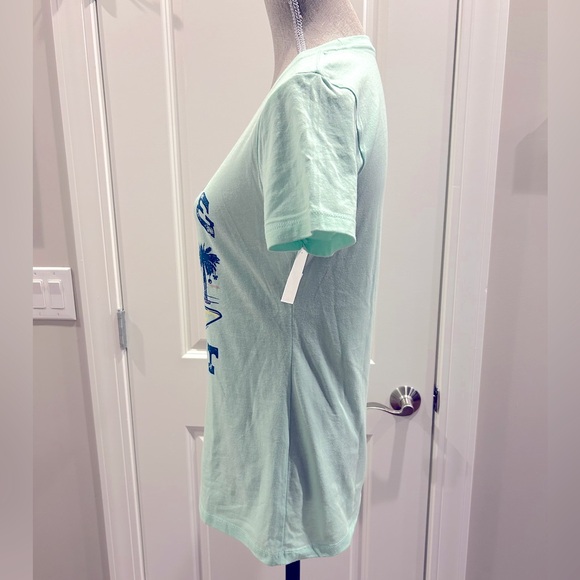 NWT! Reel Legends Women’s “Merry & Bright” Green Short Sleeve T-Shirt Size M - Picture 5 of 9